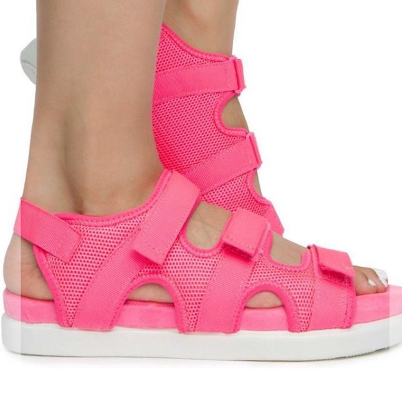 Pretty Pink or Black strappy sandals - Picture 2 of 5